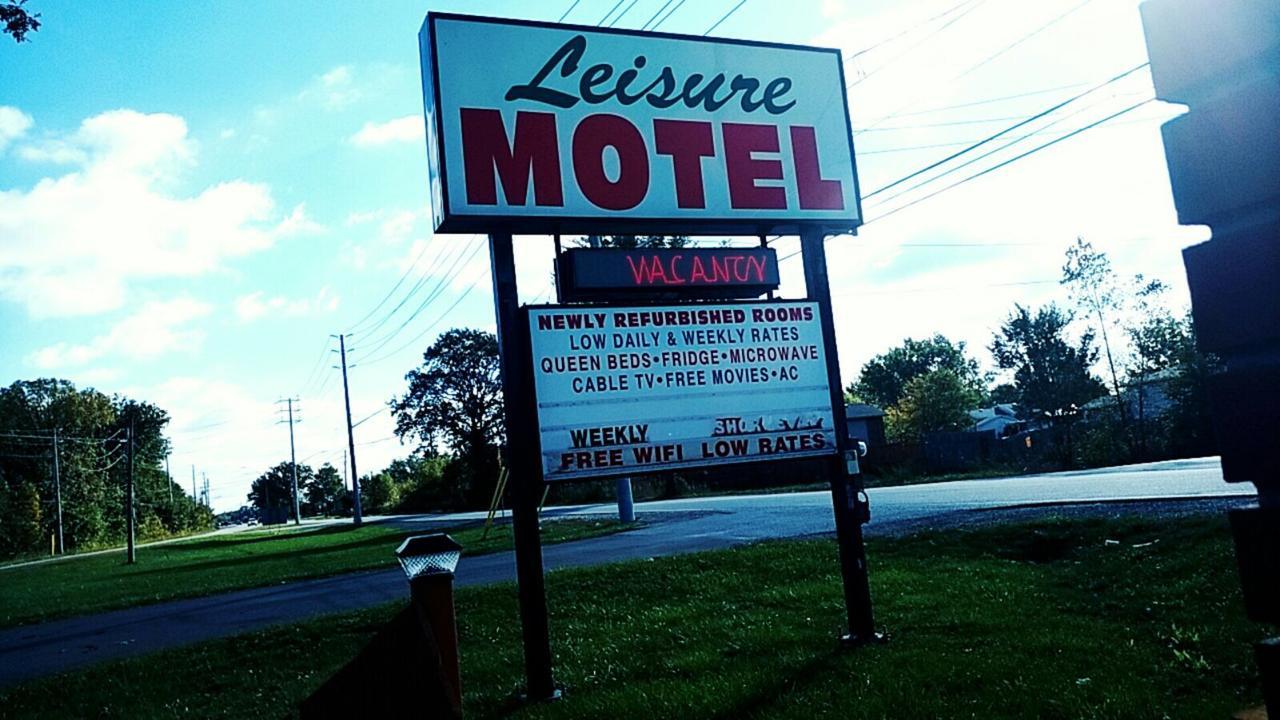 Leisure Motel Windsor Exterior photo